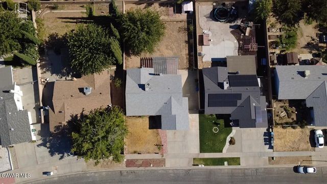 39254 Willowvale Road, Palmdale, CA 93551