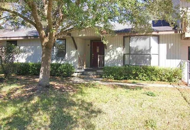 949 Dillon Drive, Silsbee, TX 77656