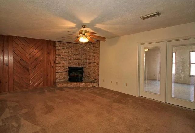 949 Dillon Drive, Silsbee, TX 77656