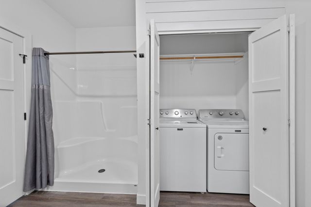 800 Elm Drive, Fairfax, MN 55332