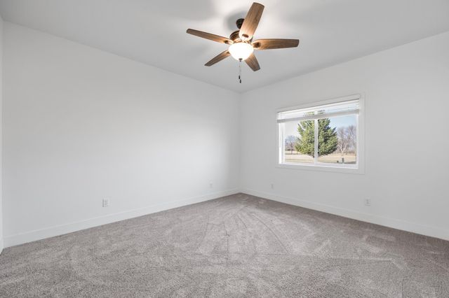 800 Elm Drive, Fairfax, MN 55332