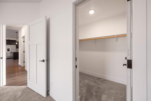 800 Elm Drive, Fairfax, MN 55332