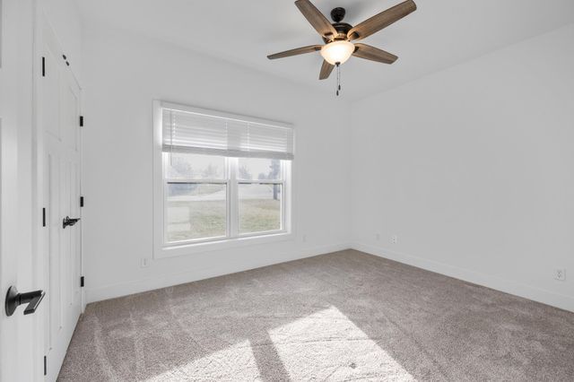 800 Elm Drive, Fairfax, MN 55332