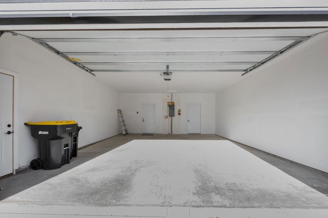 800 Elm Drive, Fairfax, MN 55332