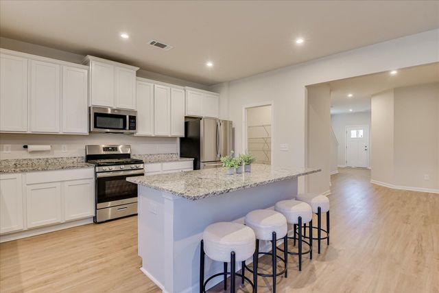 472 Midland Pines Drive, Graniteville, SC 29829