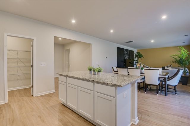 472 Midland Pines Drive, Graniteville, SC 29829