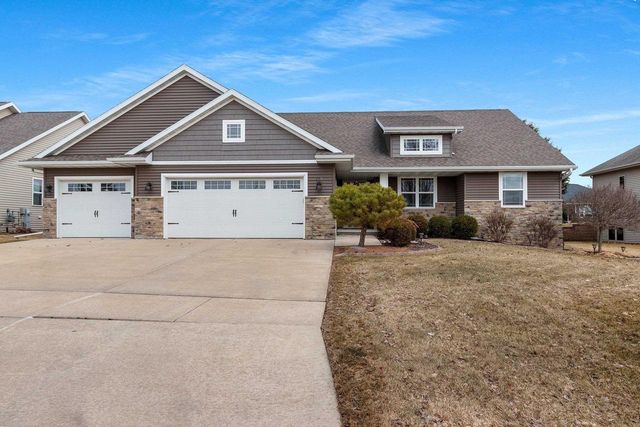 345 CROSSWINDS LANE, Green Bay, WI 54311