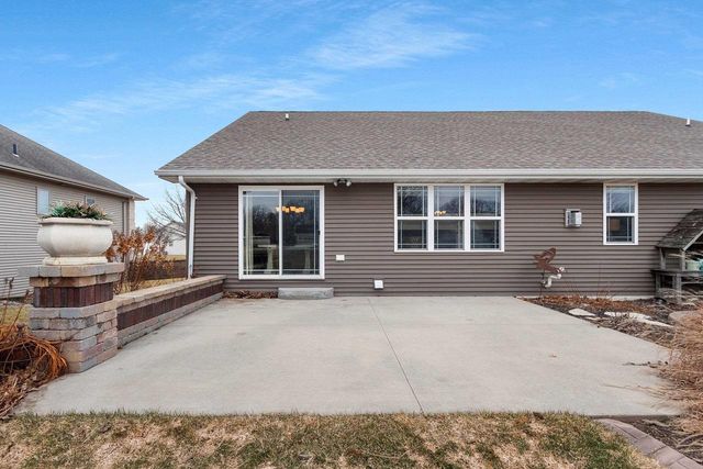 345 CROSSWINDS LANE, Green Bay, WI 54311