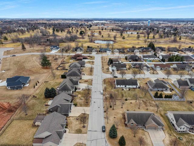 345 CROSSWINDS LANE, Green Bay, WI 54311