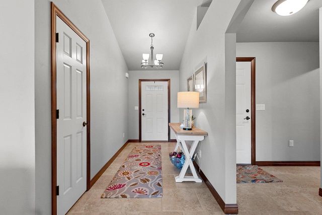 345 CROSSWINDS LANE, Green Bay, WI 54311