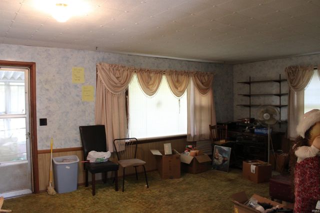 450 S Gerald Lett Ave, Angola, IN 46703