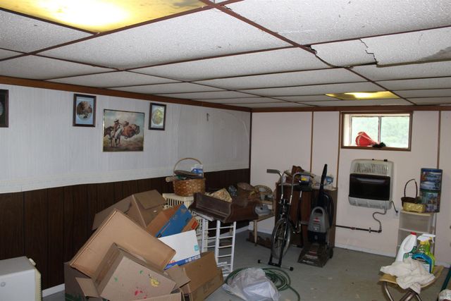 450 S Gerald Lett Ave, Angola, IN 46703