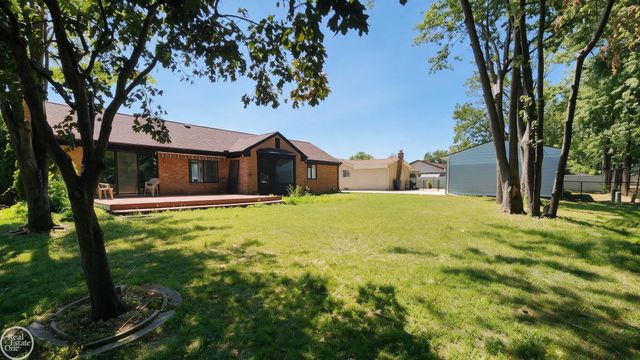 11343 Common Road, Warren, MI 48093