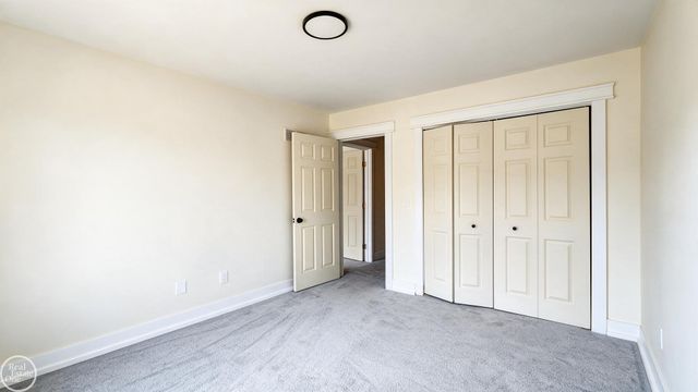 11343 Common Road, Warren, MI 48093