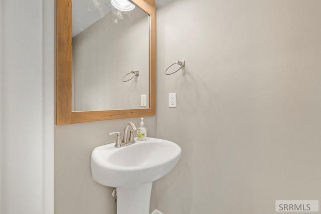 4681 N Memory Lane, Idaho Falls, ID 83401