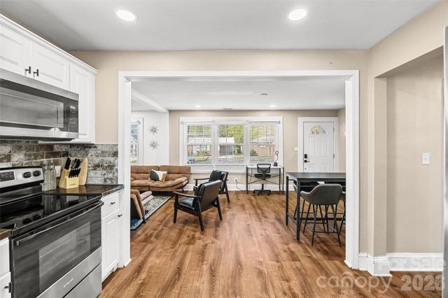 2738 Catalina Avenue, Charlotte, NC 28206