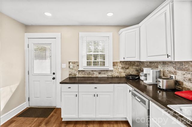 2738 Catalina Avenue, Charlotte, NC 28206