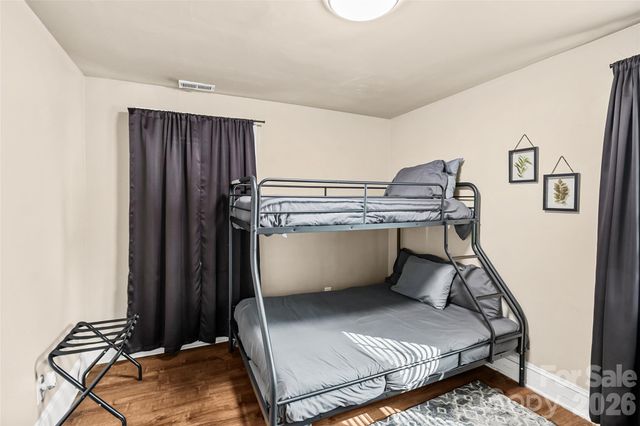 2738 Catalina Avenue, Charlotte, NC 28206