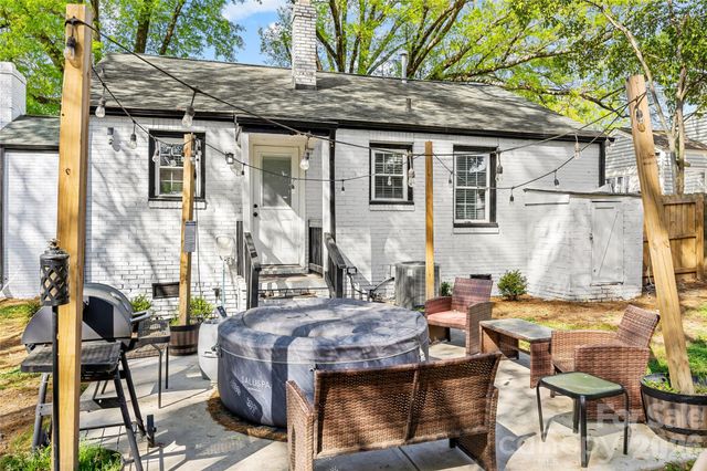 2738 Catalina Avenue, Charlotte, NC 28206