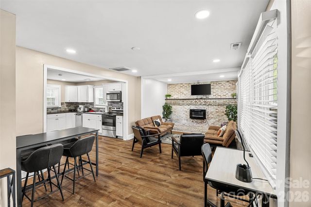 2738 Catalina Avenue, Charlotte, NC 28206