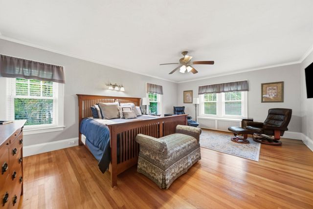 162 Flagg St, Worcester, MA 01609