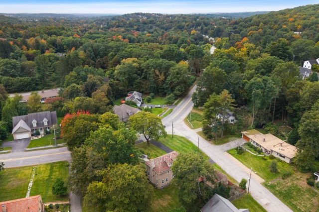 162 Flagg St, Worcester, MA 01609