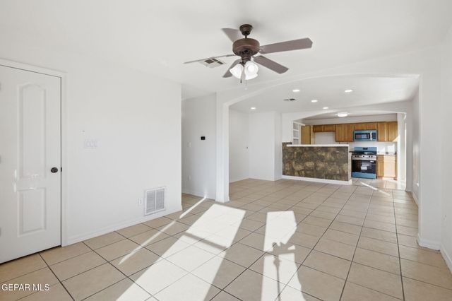 4516 HUGO REYES Street, El Paso, TX 79938