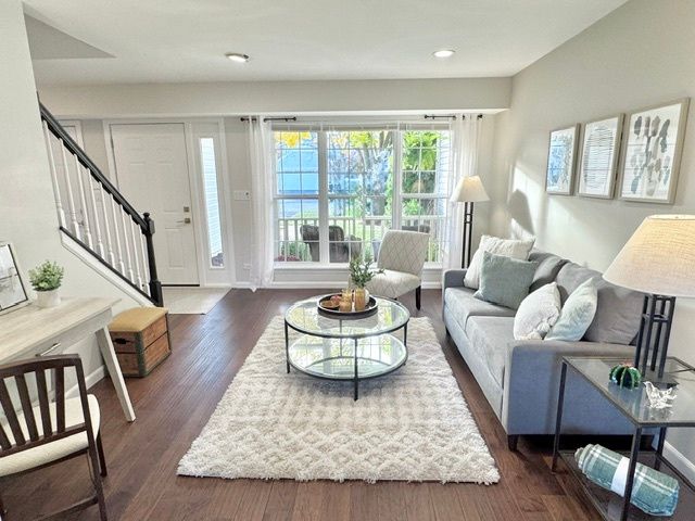 2321 Meadows Lane, Round Lake Beach, IL 60073