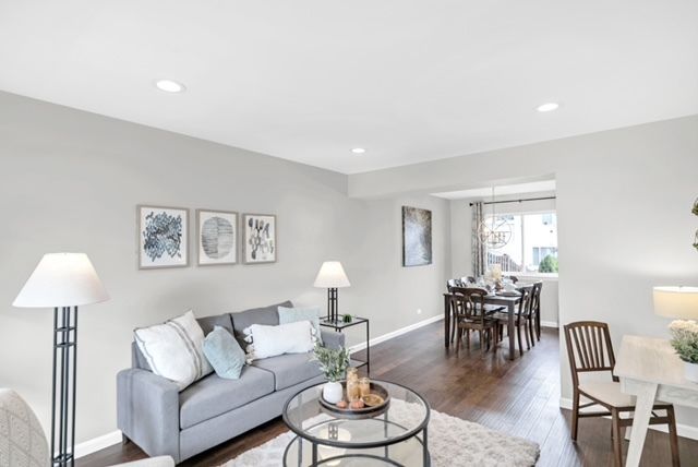 2321 Meadows Lane, Round Lake Beach, IL 60073