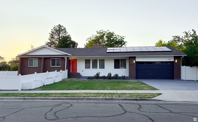 2235 E WOODCHUCK WAY, Sandy, UT 84093