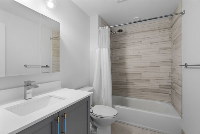 50 Hichborn St 506, Boston, MA 02135