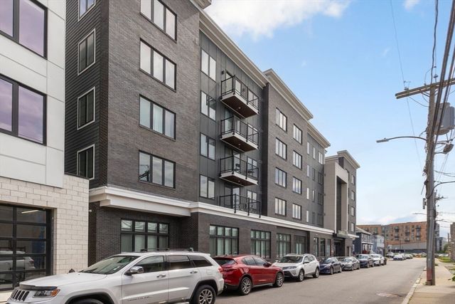 50 Hichborn St 506, Boston, MA 02135