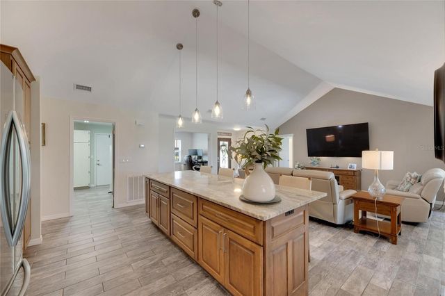 2002 E VIEW DRIVE, Sun City Center, FL 33573