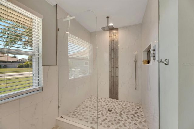 2002 E VIEW DRIVE, Sun City Center, FL 33573