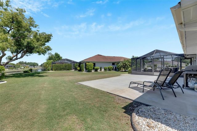 2002 E VIEW DRIVE, Sun City Center, FL 33573
