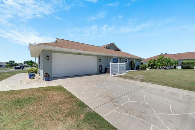 2002 E VIEW DRIVE, Sun City Center, FL 33573