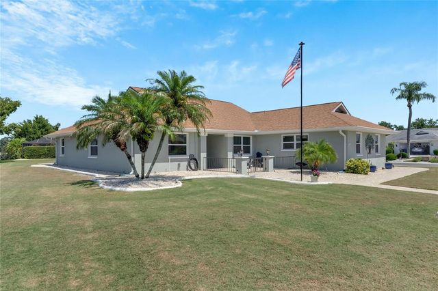 2002 E VIEW DRIVE, Sun City Center, FL 33573