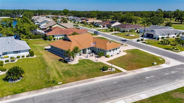 2002 E VIEW DRIVE, Sun City Center, FL 33573
