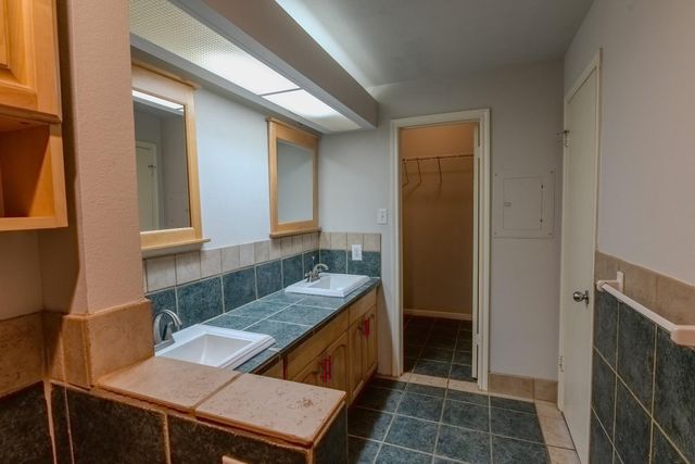 4144 Greystone Way 702, Sugar Land, TX 77479