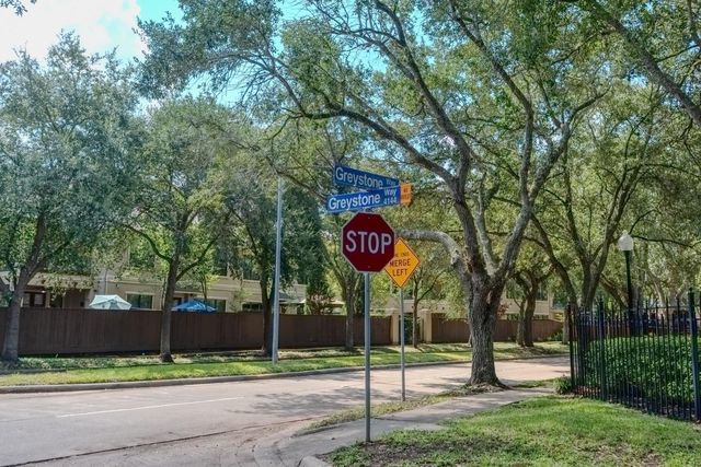 4144 Greystone Way 702, Sugar Land, TX 77479
