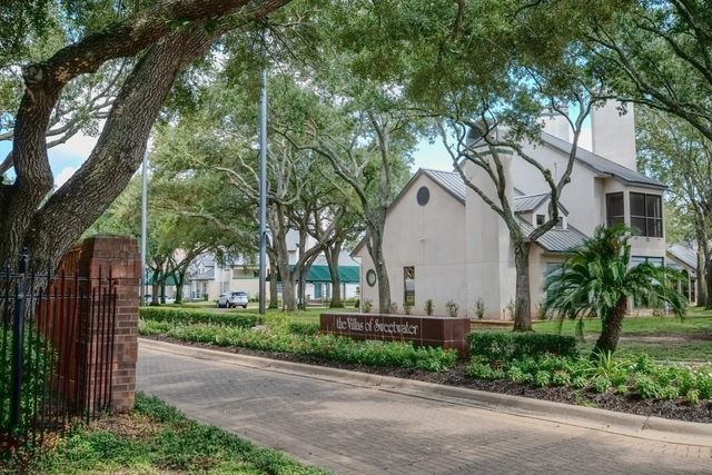 4144 Greystone Way 702, Sugar Land, TX 77479