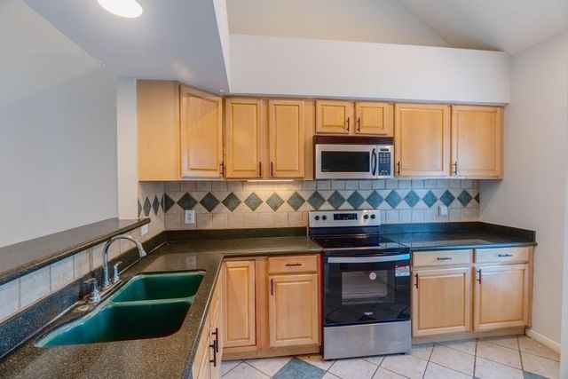 4144 Greystone Way 702, Sugar Land, TX 77479