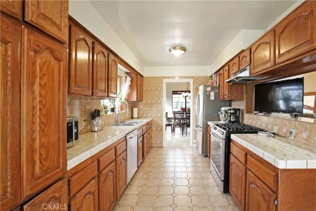 7710 Dinsdale Street, Downey, CA 90240