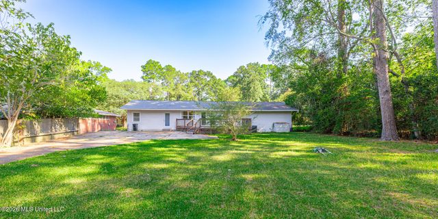 1611 Kent Avenue, Jackson, MS 39211