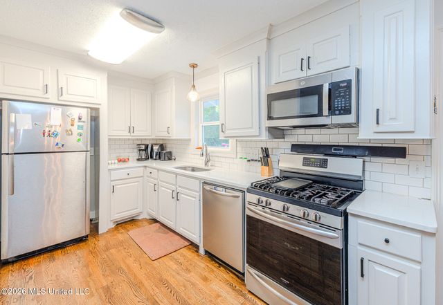 1611 Kent Avenue, Jackson, MS 39211