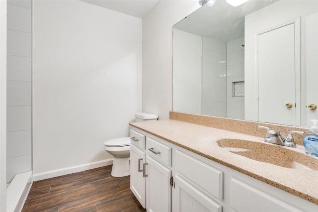 232 S Pipeline Road W 234, Euless, TX 76040