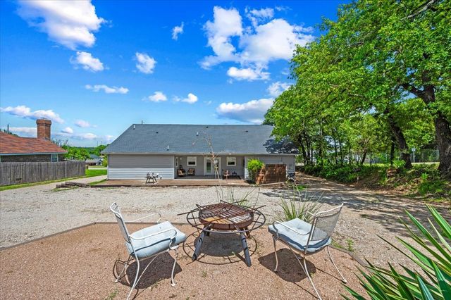 428 Gail Drive, Kennedale, TX 76060