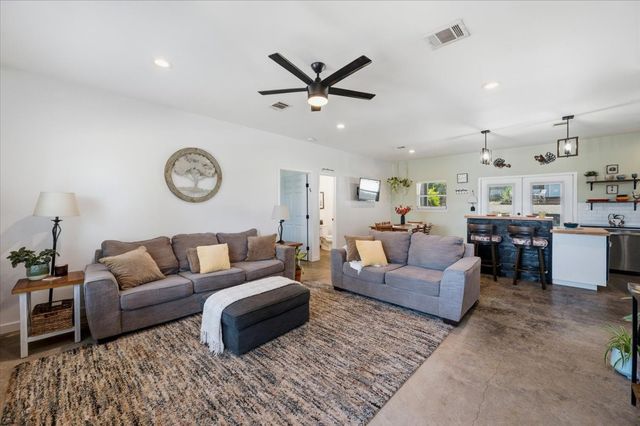 428 Gail Drive, Kennedale, TX 76060