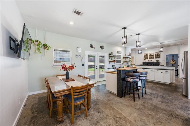 428 Gail Drive, Kennedale, TX 76060