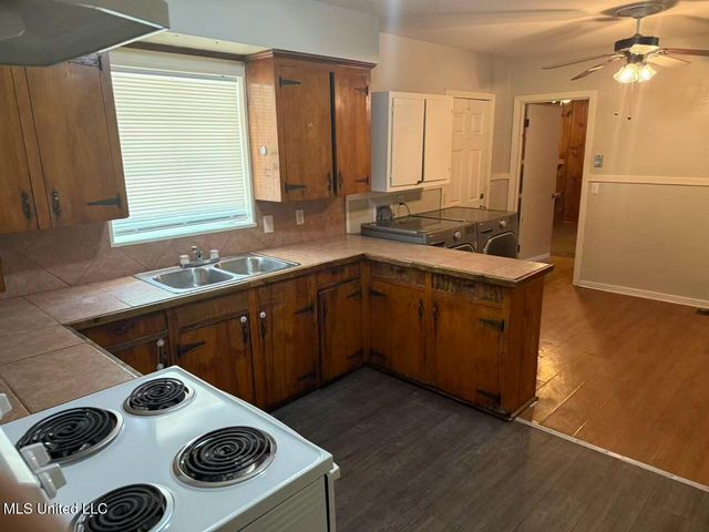 4420 Woodland Avenue, Jackson, MS 39206
